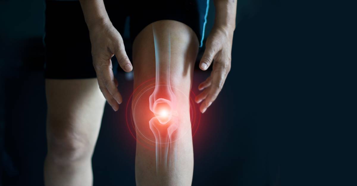 Knee pain shown as one of the common symptoms of osteoarthritis